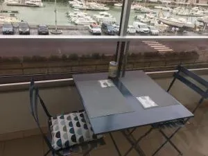 Charmant Studio vue Port - Graye-sur-Mer