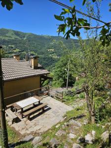 Appartamento con 2 Camere da Letto e con Vista Montagna
