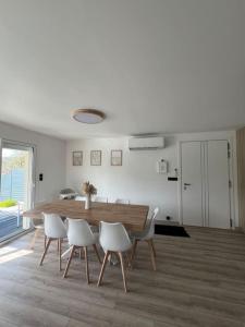 Maisons de vacances Charmante maison a la campagne : photos des chambres