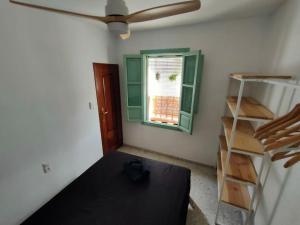 Cosy House, Sunny Terrace, Amazing Views & Outdoor Bathtub!