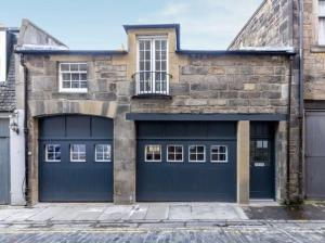 Dragon Suites - Yukina Suite - 2 bed city centre house with garden