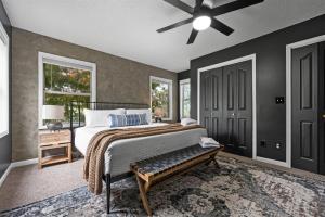 Mountain View Lake House Hot Tub, Home Theater, Game Room, Fire Pit, Pet Friendly