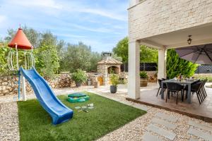 Romantic villa with pool, surrounded by greenery in complete privacy-by TRAVELER tourist agency Krk -ID 2408