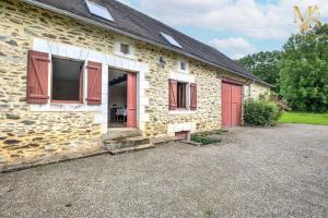 Maisons de vacances Aux Cotes des Chenes Piscine et Nature : photos des chambres