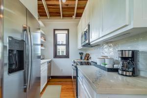 Coral Retreat and Pool Club at Mahogany Bay