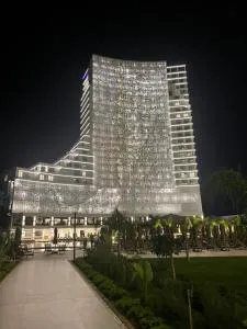 Grand Sapphire Resort & Casino with sea view - Ayios Seryios