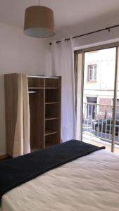 Appartements APPARTEMENT CENTRE-Bastia a une minute a pied du port : Appartement 1 Chambre