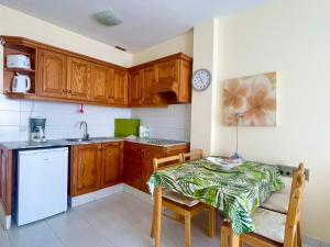 Sunset Beachfront Apartment