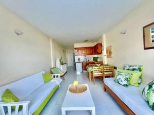 Sunset Beachfront Apartment