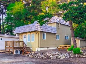 Easy Breezy Beach House - Garibaldi