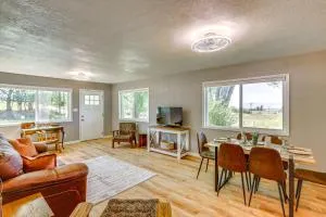 Mtn Views and Fire Pit Charming Dolores Home - Dolores