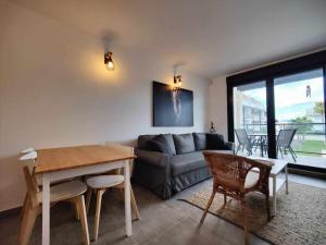 Cozy Zen by Edeal HOMES