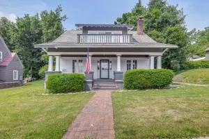 Charming Ticonderoga Home - Walk to Downtown! - Addison