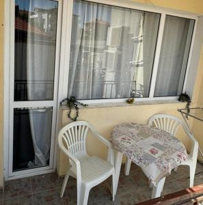 Manolovi Guest House