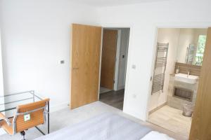 Luxury flat in Royal Wharf