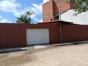 CASAS com PISCINA SENSACIONAIS NO CENTRO - Residencial Tchê