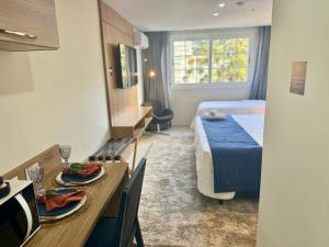 Flat 205 completo no Granja Brasil em Itaipava