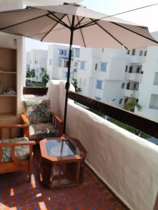 Un Charmant appartement à Cabo Nego Complexe Mouna