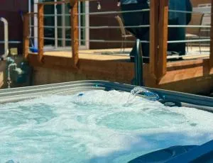 ᨒ Hot Tub - Fire Pit - Game Lounge - Fenced Yard ᨒ - Papeton