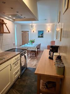 Aberlour Cottages - Bolthole & Retreat