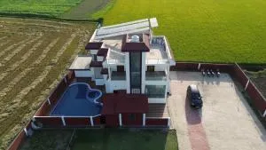 Parwati Pushp Vatika - Rudrapur