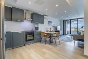 Deluxe Seaview Apartment - Пейсвіл