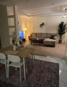 شقه مودرن بجلسه خارجيه وذاتيه - Ḩayy al Ḩamdānīyah