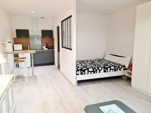 Studio en centre ville - Désertines