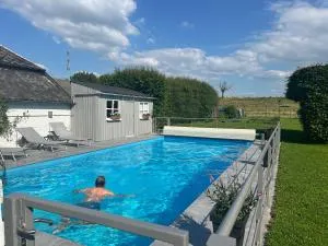 勒塔伯迪埃林酒店 - 乌马尔