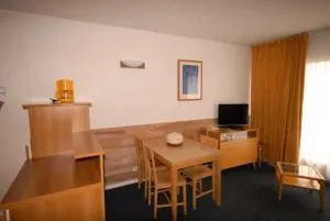 LE CHALET - Piscine 8 - Studio pour 4 Personnes MAE-8894 - غوريت