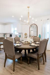 The Palm by the Pearl