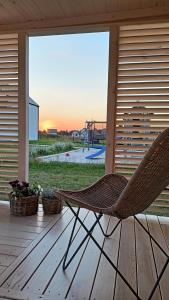 Słońce i Woda Domki Całoroczne, Podgrzewany Basen, Klimatyzacja, Bezpłatny Parking