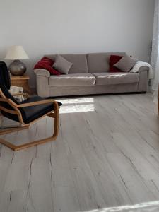 Appartements Rdc de ma maison dans un joli village Provencal, 15 mins d-Aix en Pce, open space joliment renove : photos des chambres