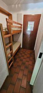 Cozy studio with balcony and communal pool