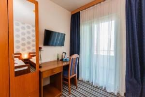 airport rooms Manufaktura