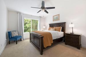 Hilltop Haven-5 Min to DT & UofA-Modern