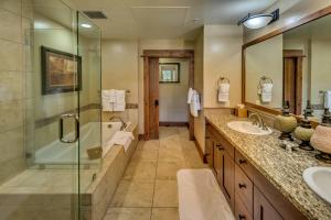 Catamount Lodge 103B by East West Hospitality