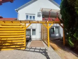 Oázis Vendégház és Appartman - Csernely