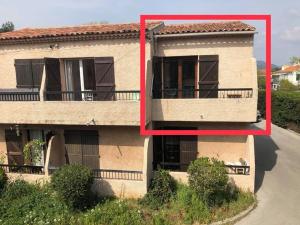 Studio avec balcon - Plage à 10min à pied