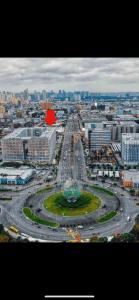 331D Near MOA and Airport Pool View Fast WiFi Balcony