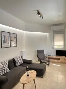 SK Apartment - Skála Neón Epivatón