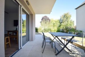 Appartements Studio cosy avec terrasse a proximite des plages : photos des chambres