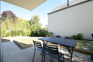 Studio cosy avec terrasse à proximité des plages