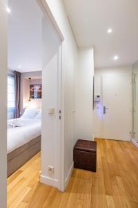 Appartement Cosy au cœur du Triangle d Or avec Climatisation