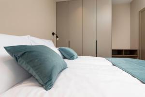 88 TREES Luxury Apartment