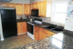 GV502 LUXURIOUS CONDO 3 min walk to beach, next Beach Park Isla Blanca