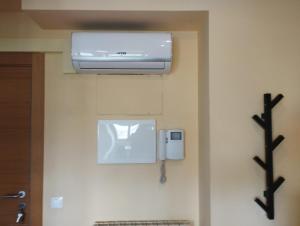 Duplex con terraza y vistas a la montaña internet aire acondicionado frente a piscinas públicas