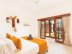 Brand New Central Canggu Private Villa
