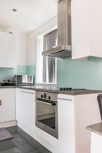 Modern 2 Bedroom Apartment Near Oxford Street - 2 Min Walk