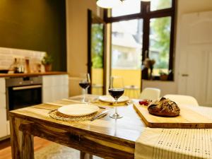 MARA Life&Work am Uni Klinikum Fitness & Ambilight TV